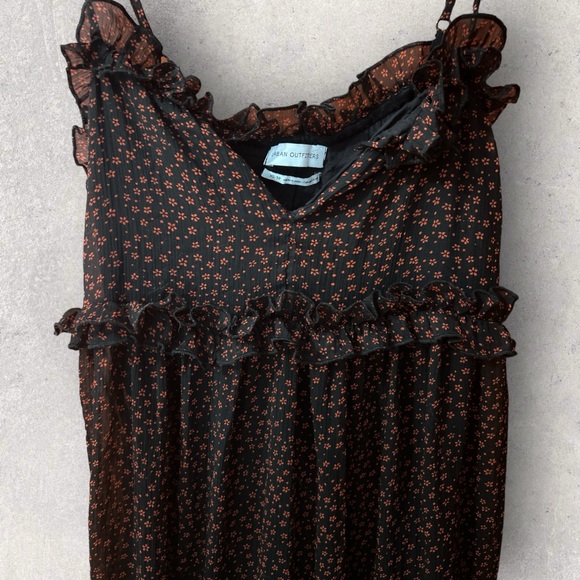 Urban Outfitters Maxi Dress - Picture 2 of 4